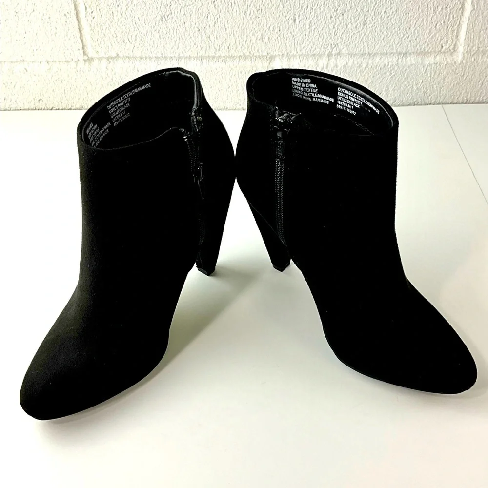 APT. 9 Black Bootie heel Size‎ 6M